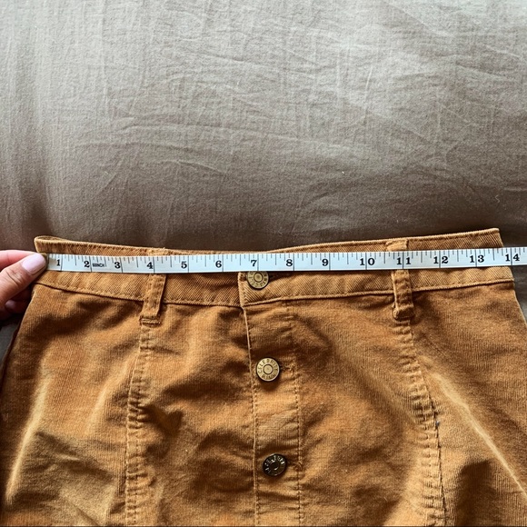 Celebrity Pink Button Up Mini Skirt - Picture 3 of 5